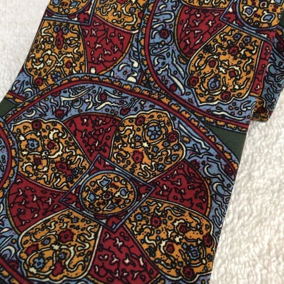 Mens Tie Vintage Oleg Cassini 100% Polyester Made USA Maroon Gold Blue Green - Picture 2 of 3